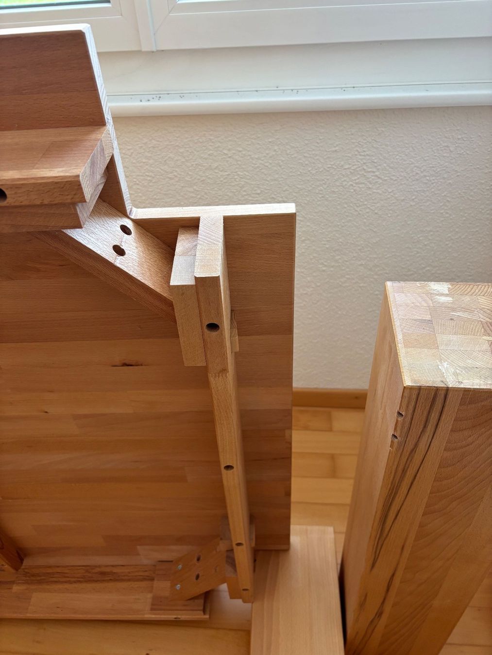 Tavoli: Massiver Holztisch – Usato da Pfäffikon SZ venduto da pchaudha 9