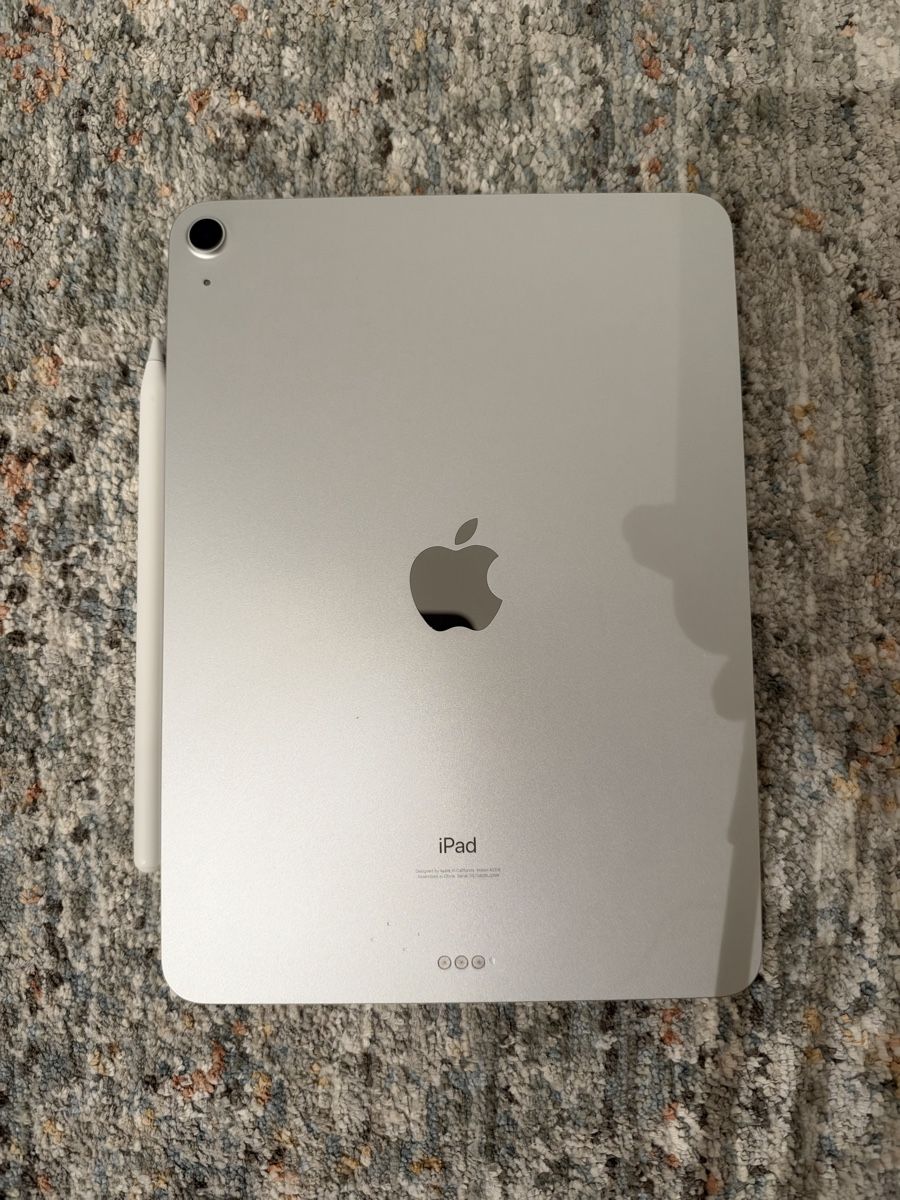 Apple Tablet PC: iPad Air 4th Generation 64GB – Gebraucht aus Appenzell Meister. von marzbar8 1