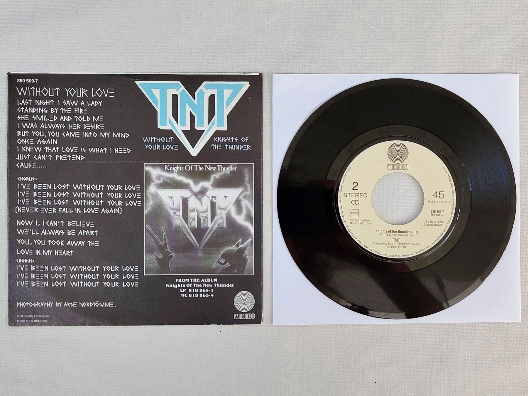 Dischi in vinile: 7" Single TNT: Without Your Love – Usato da Hindelbank venduto da iCardologe 1