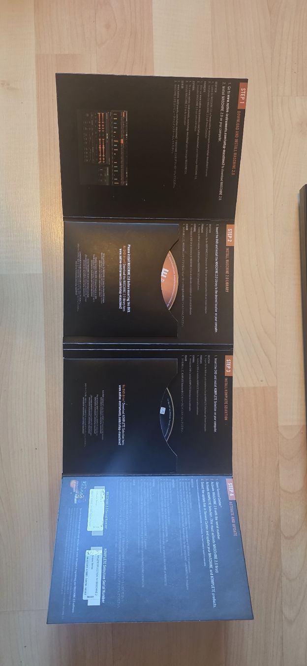 Native Instruments Strumenti musicali: Maschine Mikro 2.0 – Usato da Chur venduto da ACE18 2