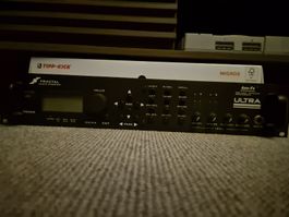 Fractal Audio Axe-FX Ultra + MFC-101 MIDI Foot Controller