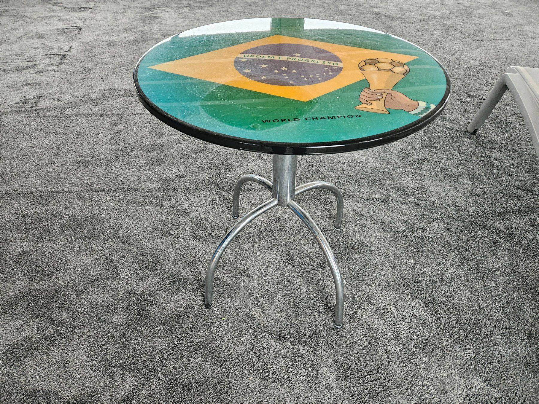 Tavoli: Bistro-Tischli Brasil – Usato da Recherswil venduto da hubelmatt