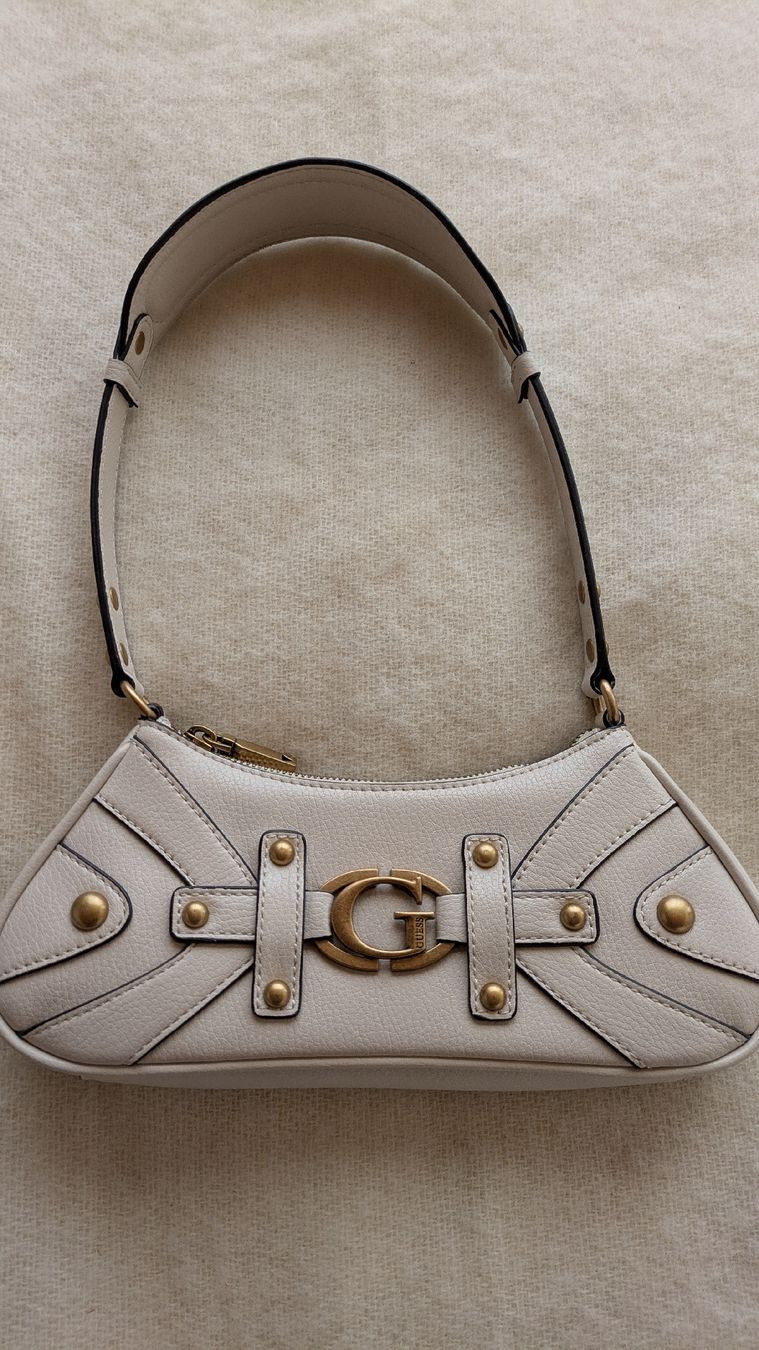 Guess Borse da donna: Guess Schulter Tasche Creme Weiss – Usato da Trüllikon venduto da NAURELIJ