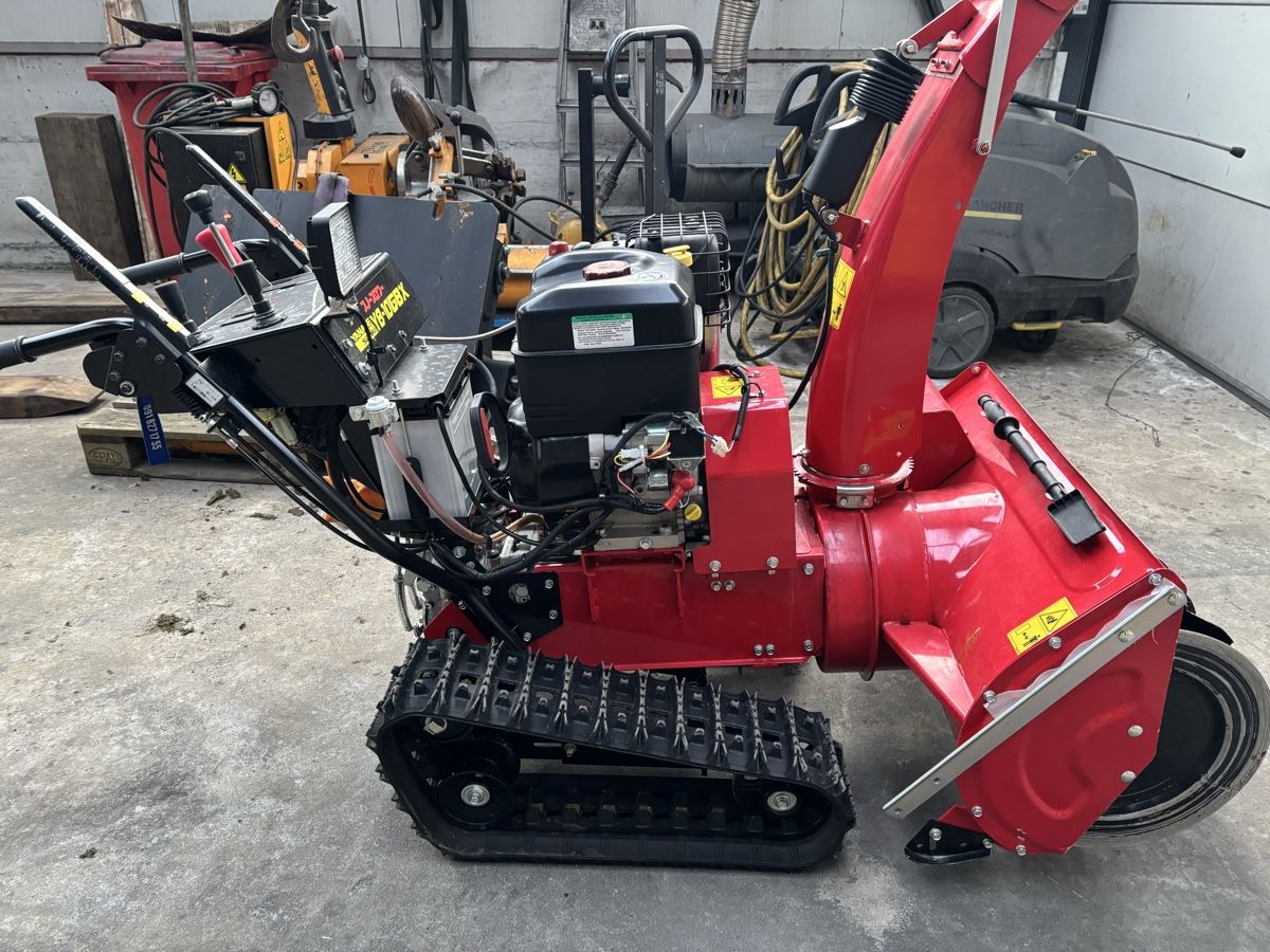 Sgombero neve: Schneefräse Yanase – Usato da Grono venduto da M-SAGL