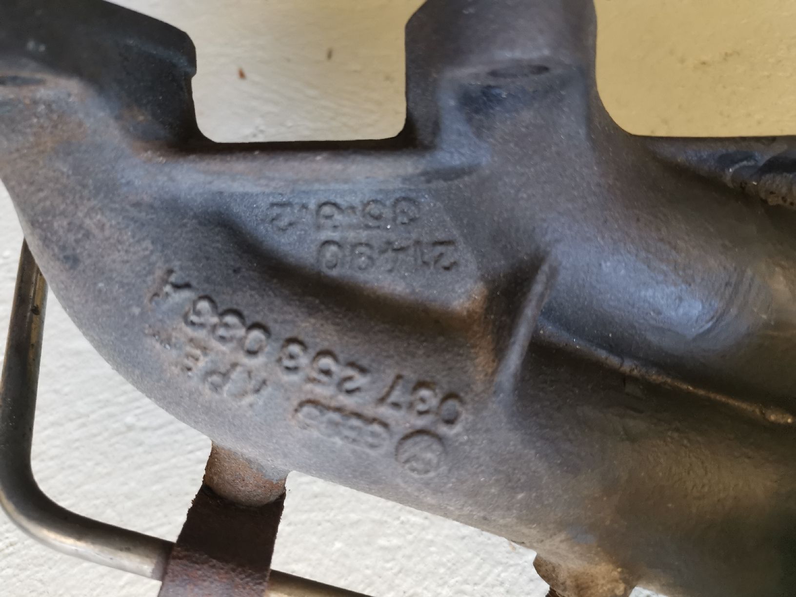 Volkswagen Auspuffanlagen: Vw Golf2 G60 Krümmer  – Gebraucht aus Bellach von subimarc 3