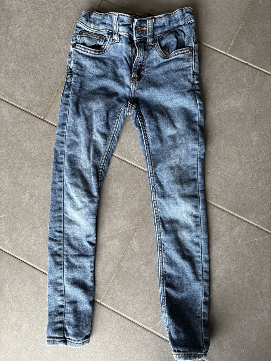 C&A Pantaloni: Jeans (Strech) von C&A Gr. 128 – Usato da Herzogenbuchsee venduto da MoLa85