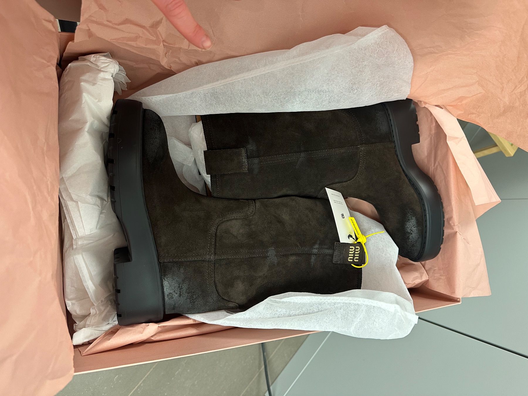 Miu Miu Scarpe da donna: Miu Miu boots , 38 size , NEW – Nuovo e nell'imballaggio originale da Küssnacht am Rigi venduto da hor_dpb7 8
