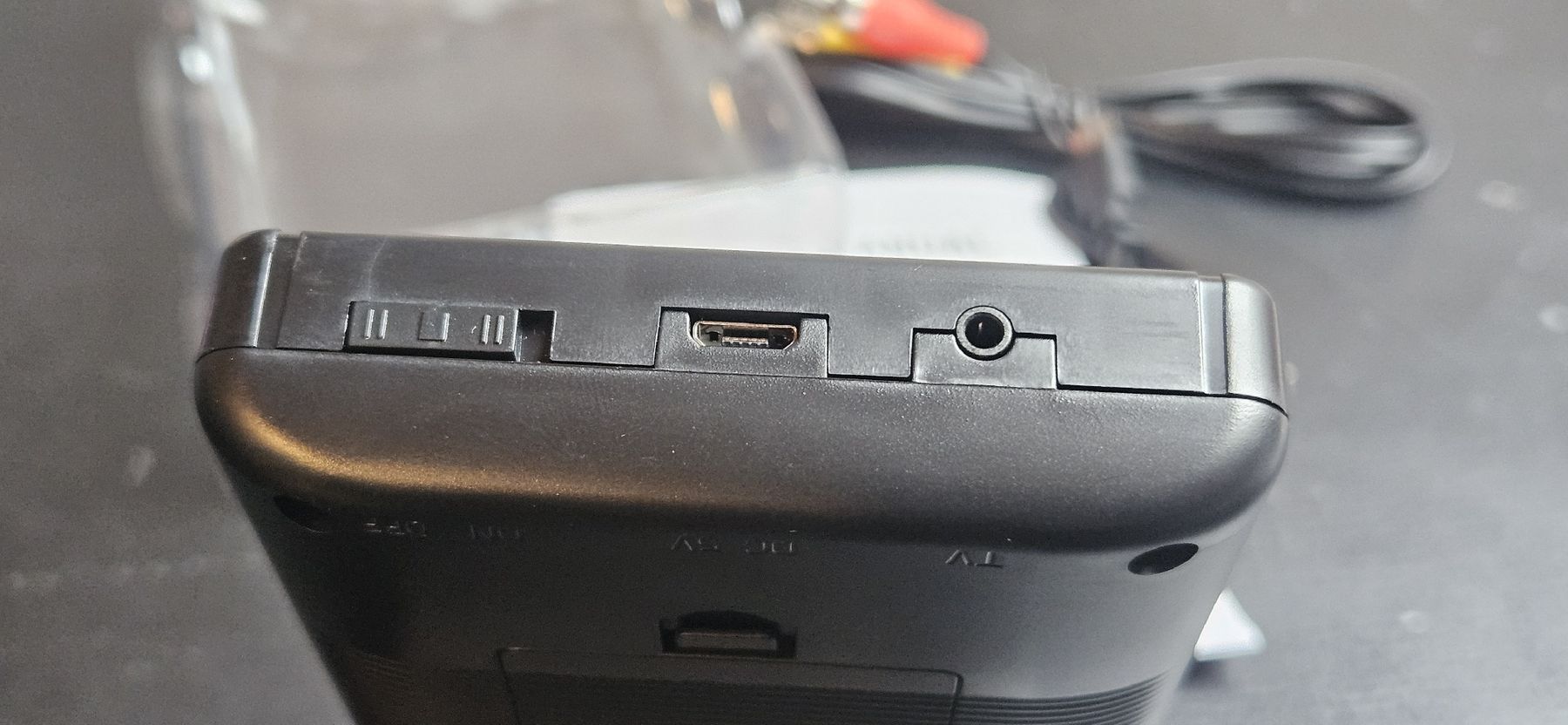 Console: Handheld Retro Spielekonsole 400 Spiele – Nuovo (secondo la descrizione) da Belp venduto da Ginus85 5