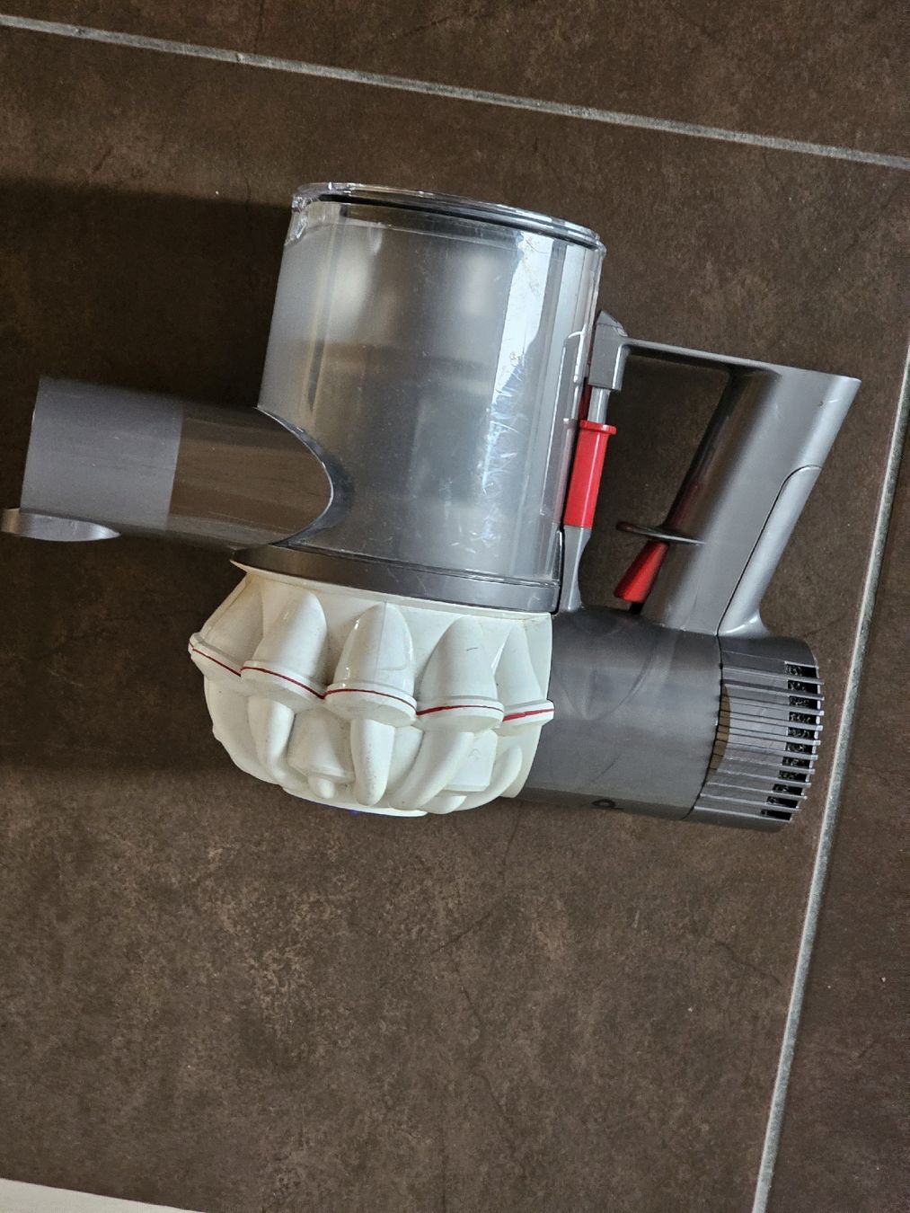 Dyson Aspirapolveri & Accessori: Dyson Dc62 – Usato da Bulle venduto da Bflowx 4