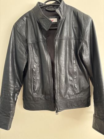 Veste en cuir noir s.Oliver, taille 36