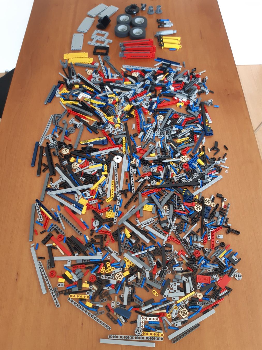 Lego Giocattoli: Lego Technic Teile – Usato da Luzern venduto da machinatio 2