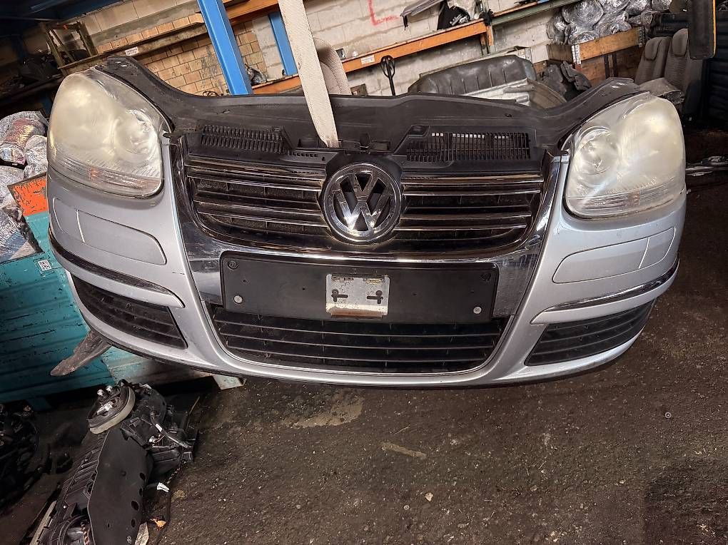 Tutti pezzi di ricambio auto: VW Golf 5 & Jetta Frontteile  – Usato da Udligenswil venduto da Sch2s