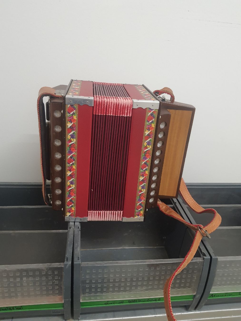 Instruments de musique: schwyzerorgeli Matter ton B  – D'occasion à Pont-de-la-Morge par Mirabelle0 6