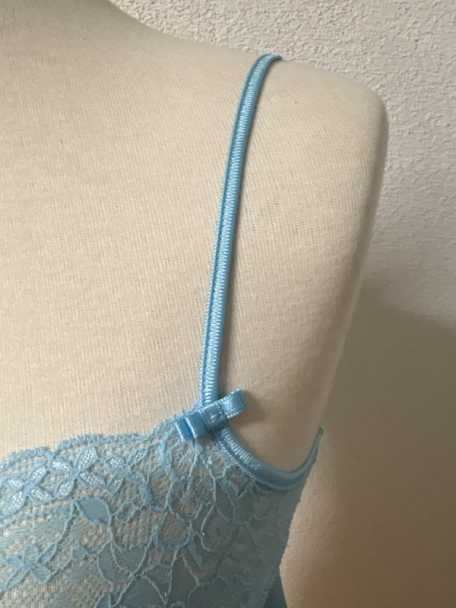 Calida Top: CALIDA Spitzentop Trägershirt Hellblau Gr. – Nuovo (secondo la descrizione) da Maienfeld venduto da 8796 2