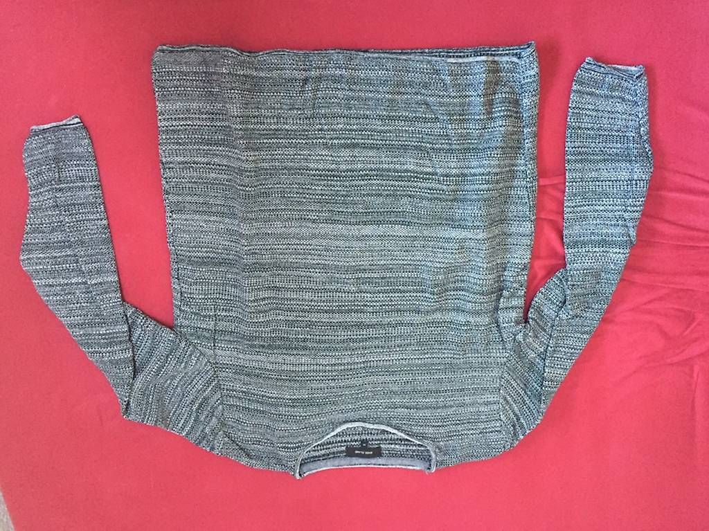 Pulls & Sweat-shirts: Grauer Pullover – D'occasion à Montlingen par jos_2rwv