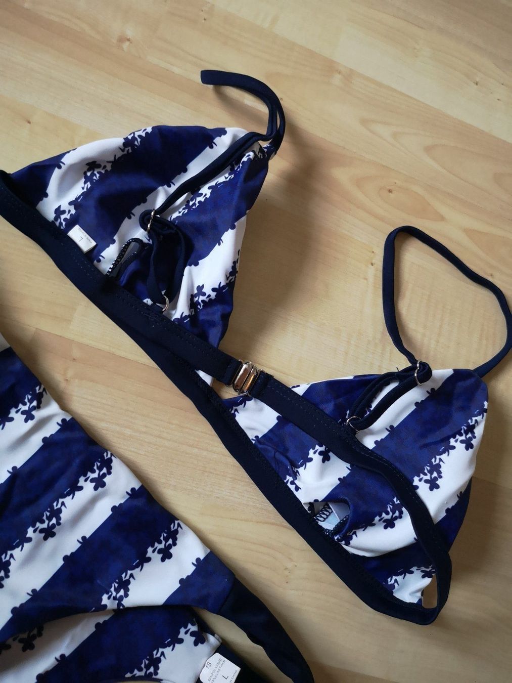 Costumi da bagno & Bikini: Neues Bikini blau/weiss – Nuovo e nell'imballaggio originale da Büttikon AG venduto da PAM120319 2