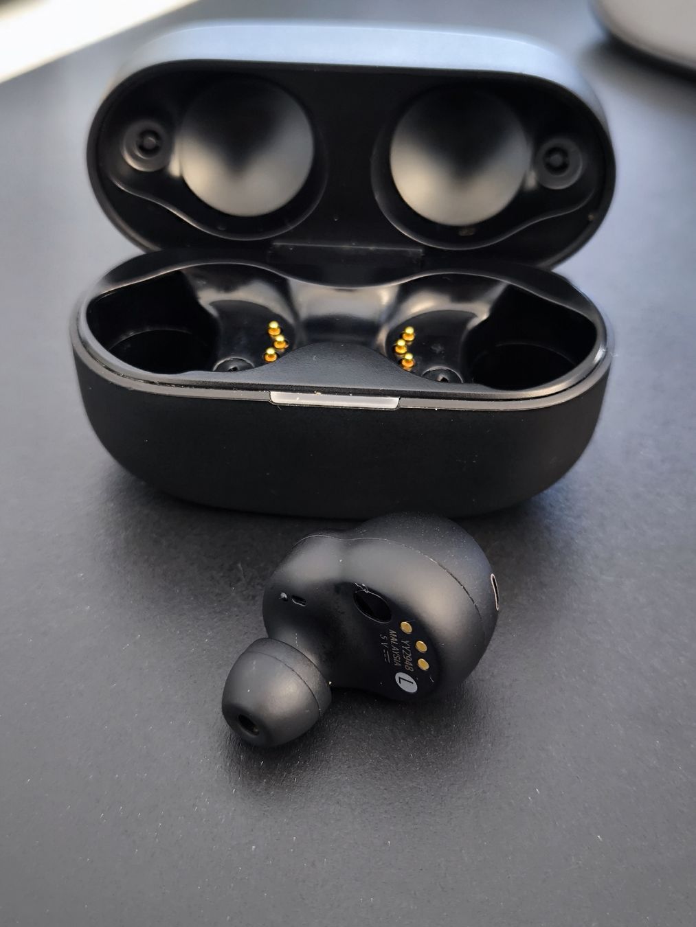 Sony Cuffie: Sony WF-1000XM4 1x Ohrhörer fehlt – Usato da Regensdorf venduto da redzo1963 3