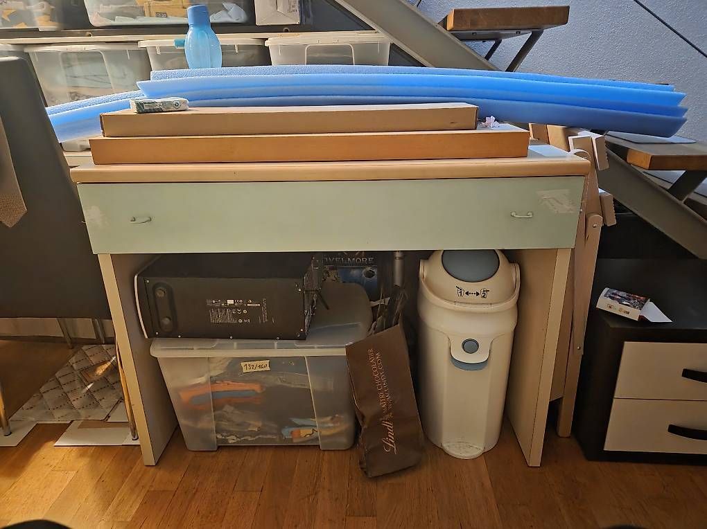 Schreibtische: Vendo Scrivania – Gebraucht aus Taverne von dia_9b5n 1