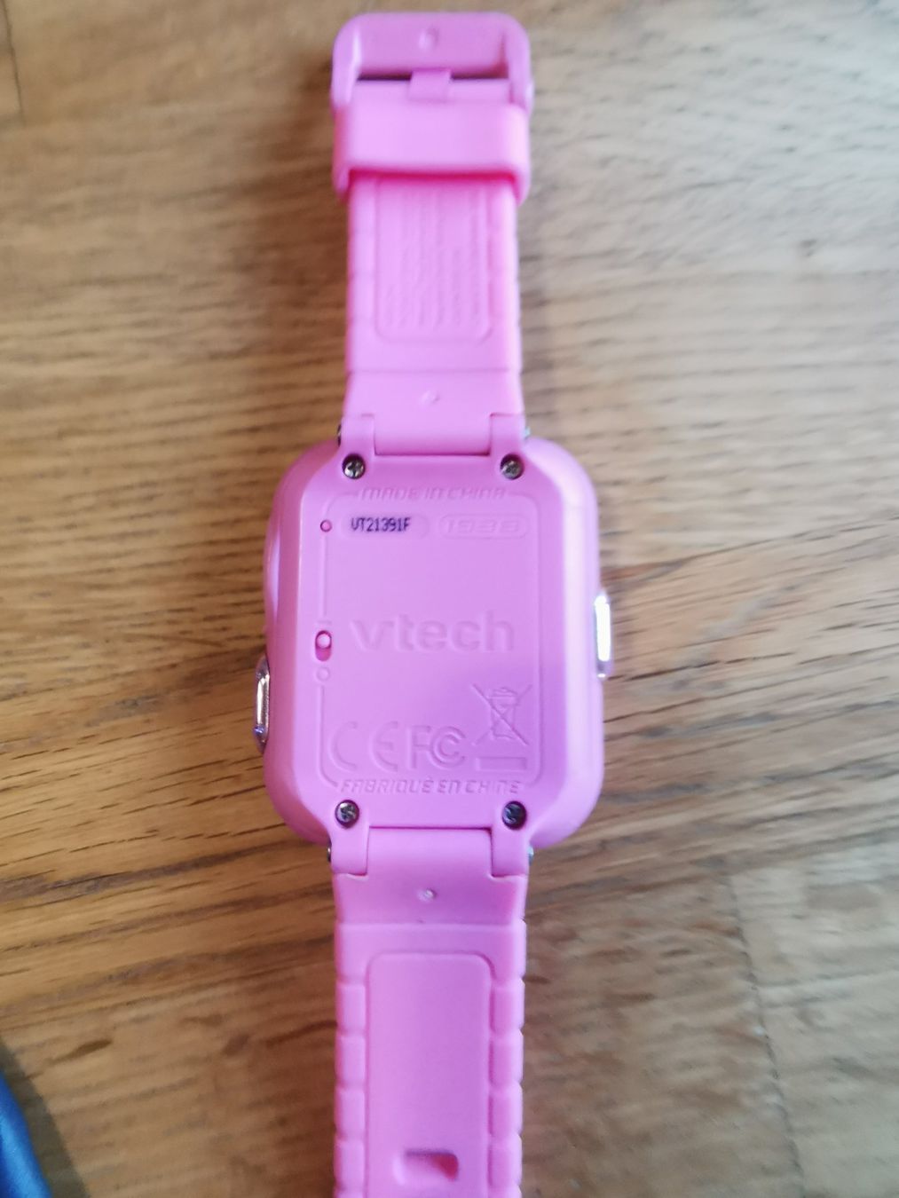 Vtech Smartwatch: Vtech Kidizoom Smartwatch rosa, guter Zustand – Usato da Gunzgen venduto da 0Aurin0 1