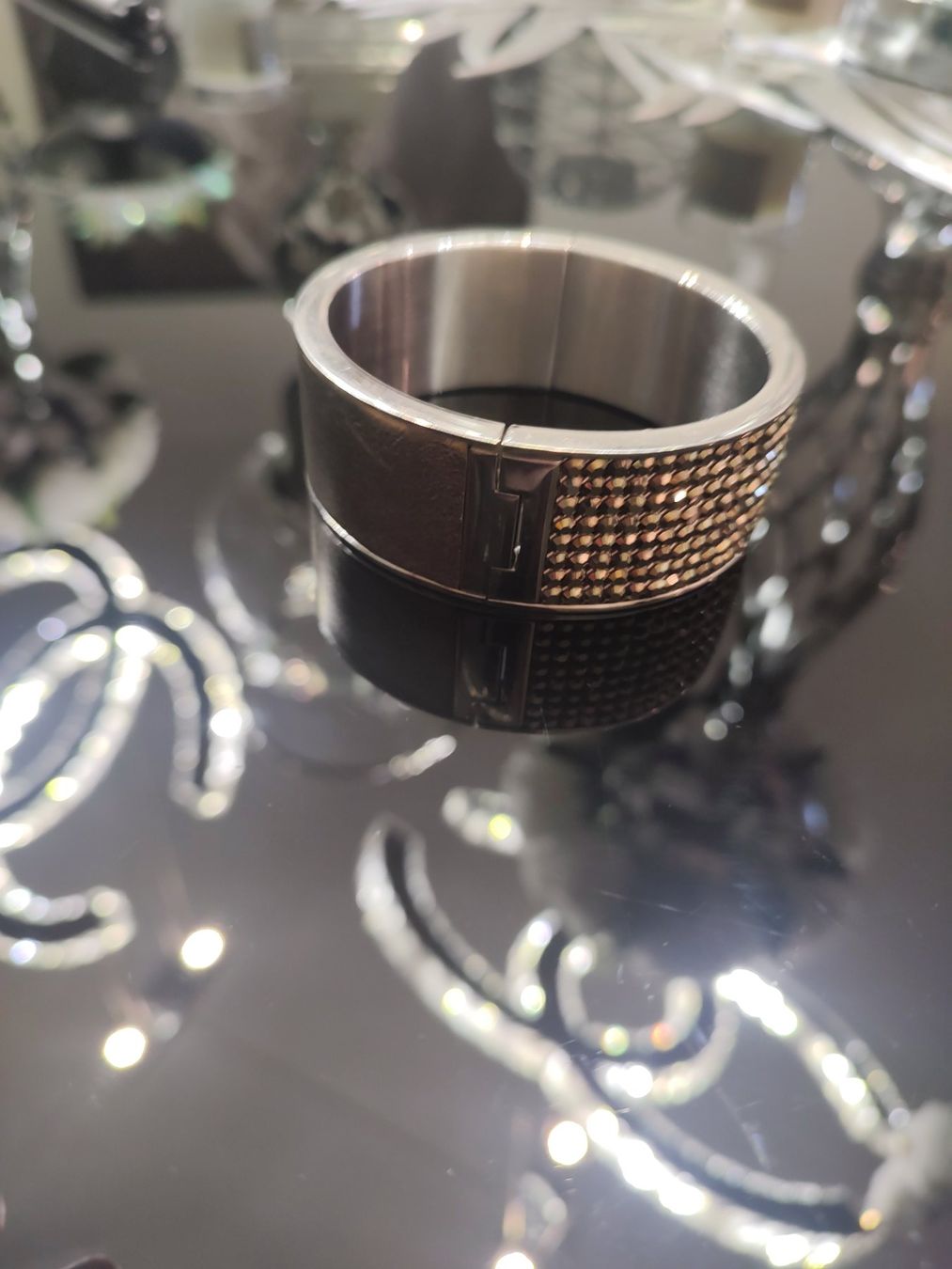 Swarovski Bracciali & Braccialetti: Armreif Swarovski Grösse M – Usato da Niederbipp venduto da cra_9xqn 3