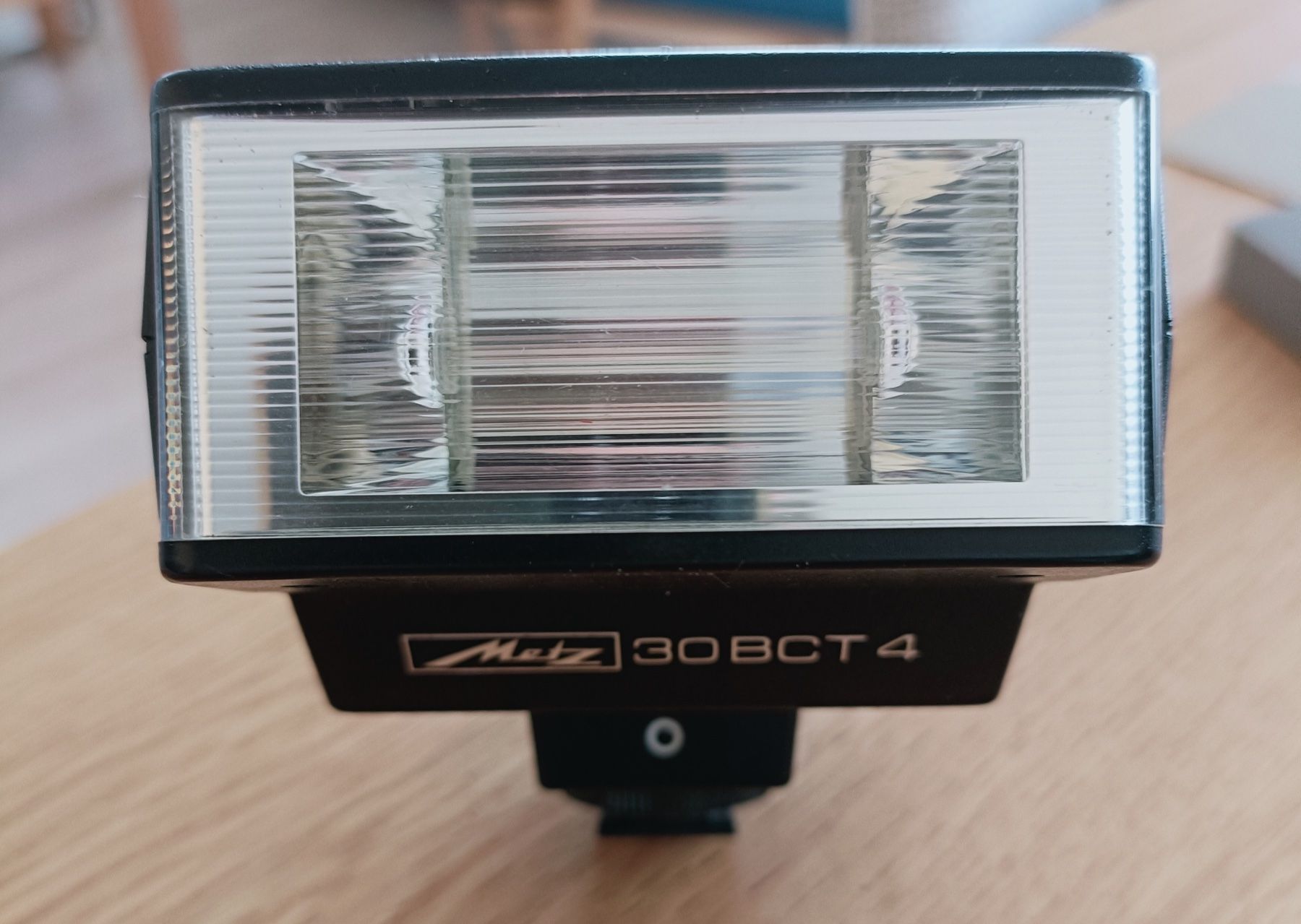 Mecablitz Flash: Metz mecablitz 30 BCT 4 Blitzgerät – Usato da Wallisellen venduto da plast01