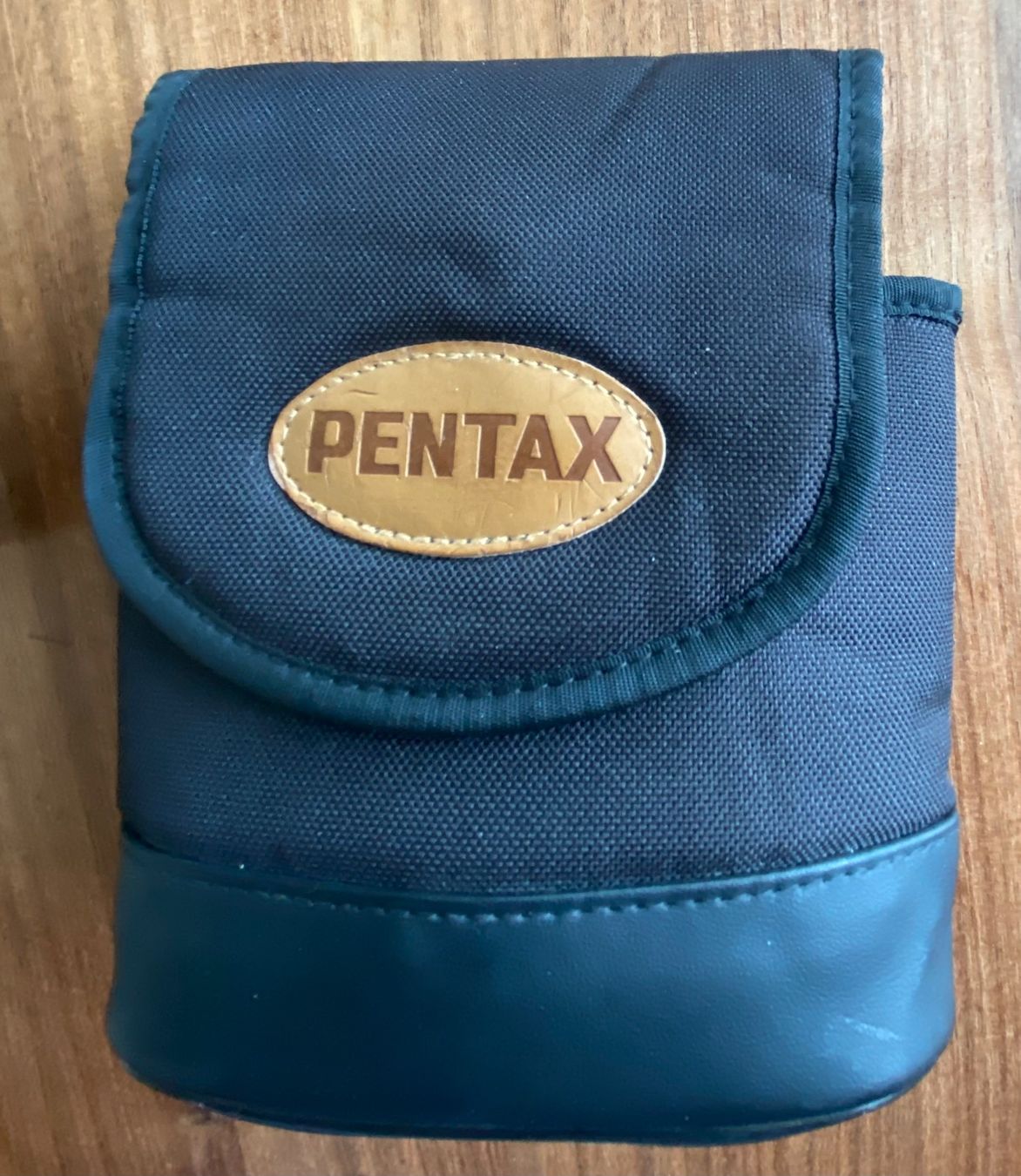 Pentax Binocoli: Fernglas / Feldstecher Pentax 9 x 42 – Usato da Gipf - Oberfrick venduto da Killer53 2
