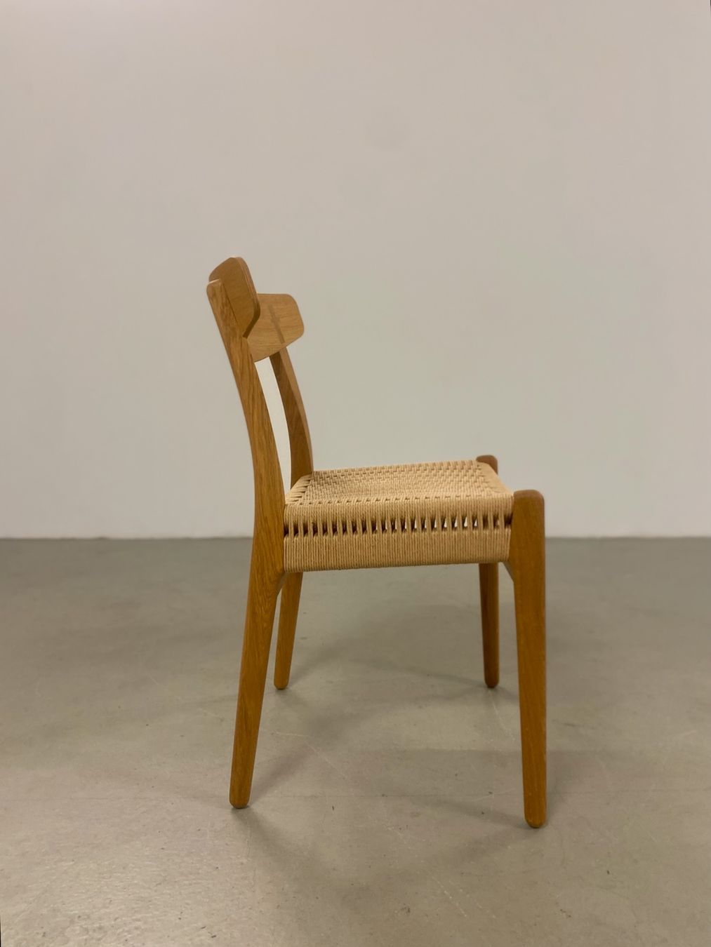 Poltrone: 4x Hans Wegner Stühle CH23 Denmark Designklassiker – Usato da Basel venduto da MidMod20C 3