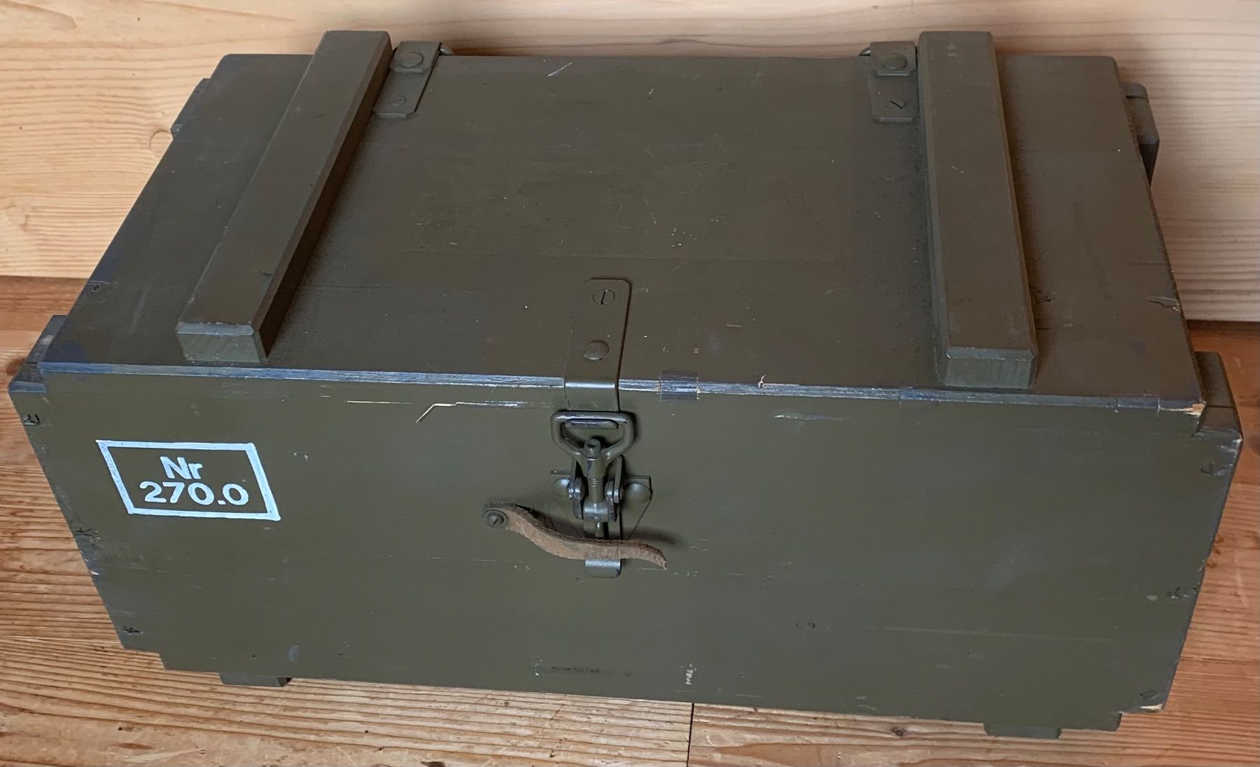 Casse di trasporto: Holzkiste Nr 270 der CH Armee – Usato da Goldingen venduto da Bergler012