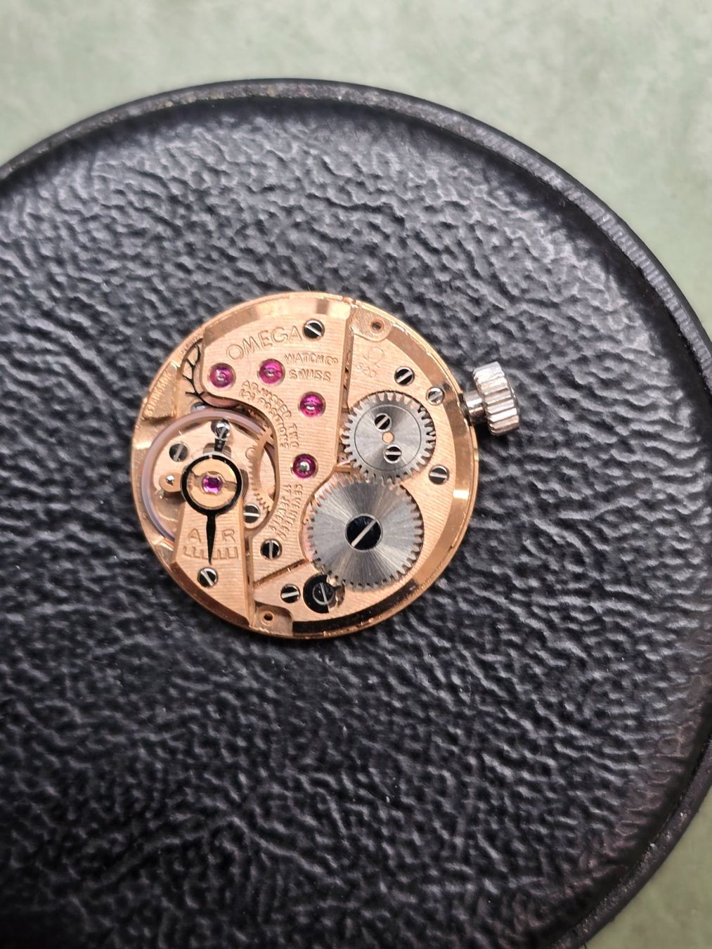 Omega Montres: Mouvement Omega 620 – D'occasion à Tramelan par Nirdan 1