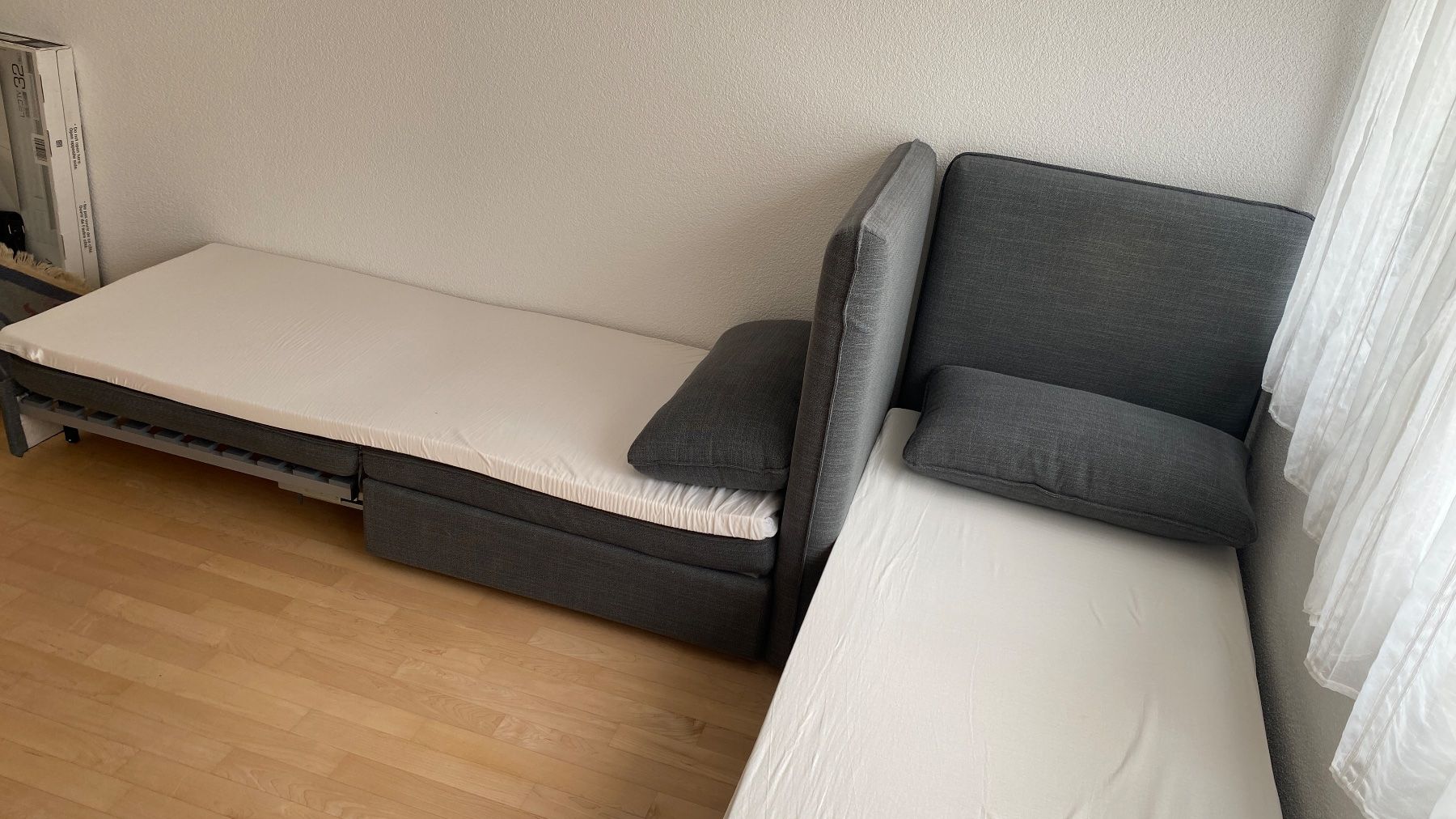 Divani: Schlafsofa dunkelgrau, inkl. zwei Topper – Usato da Thun venduto da and_275y 9