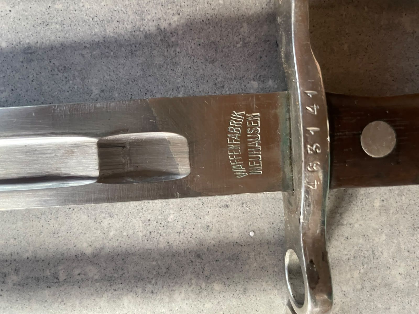 Schweizer Armee Stichwaffen: Bajonett  – Gebraucht aus Oppligen von can_rf8g 2