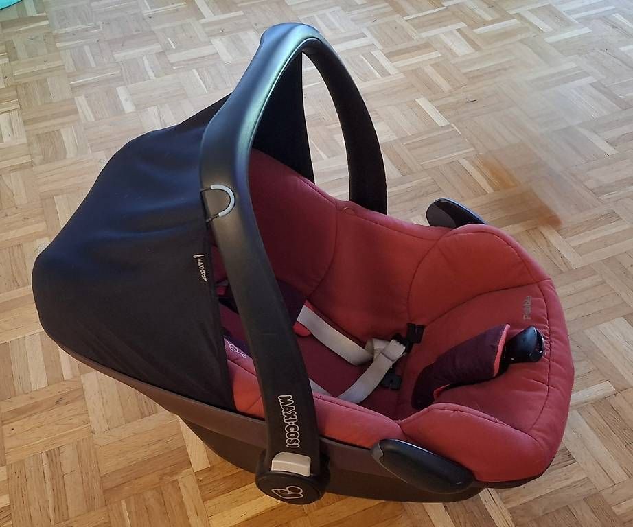 Seggiolini per auto: Babysitz Auto Maxi Cosi Schale – Usato da Ebikon venduto da andreaschnider 3