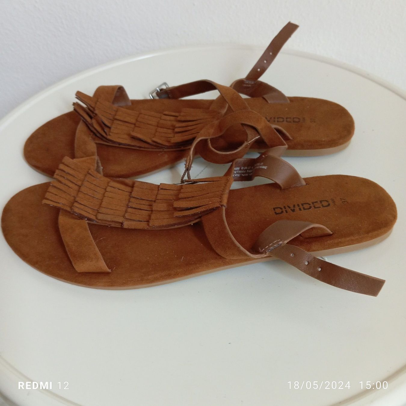Scarpe da donna: Braune Sandalen Grösse 37 – Nuovo (secondo la descrizione) da Brione Verzasca venduto da pulci22