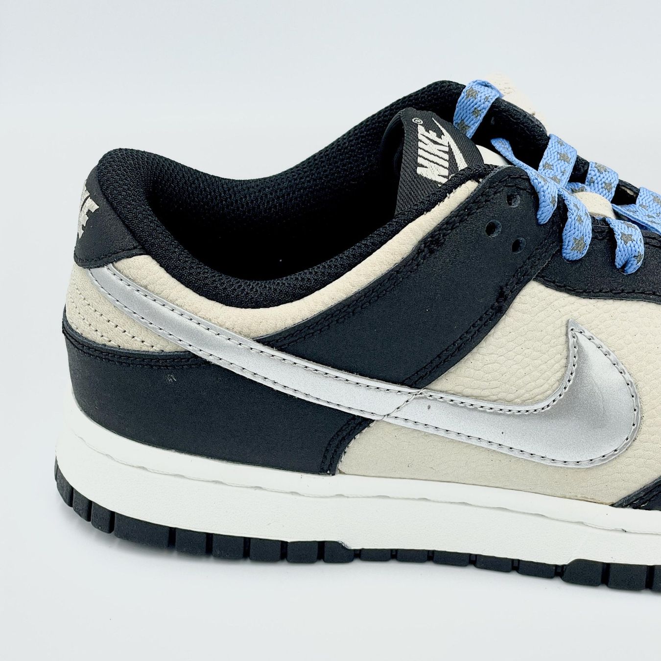 Nike Damenschuhe: Nike Dunk Low Starry Laces EU 39 – Neu und originalverpackt aus Erlinsbach von sasneakers 2
