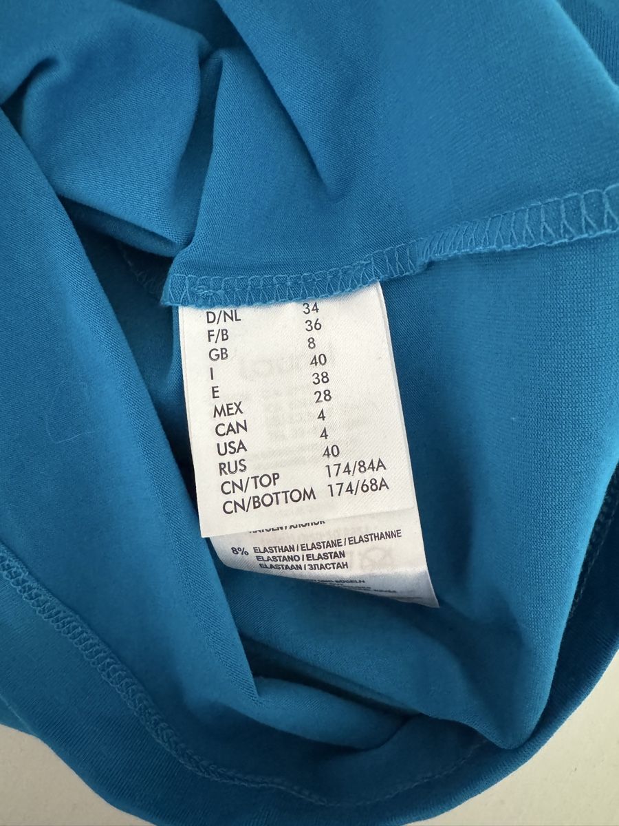 T-shirt: Tshirt blau Laurel 34 neuwertig – Usato da Oberglatt ZH venduto da jul_nhy7 2