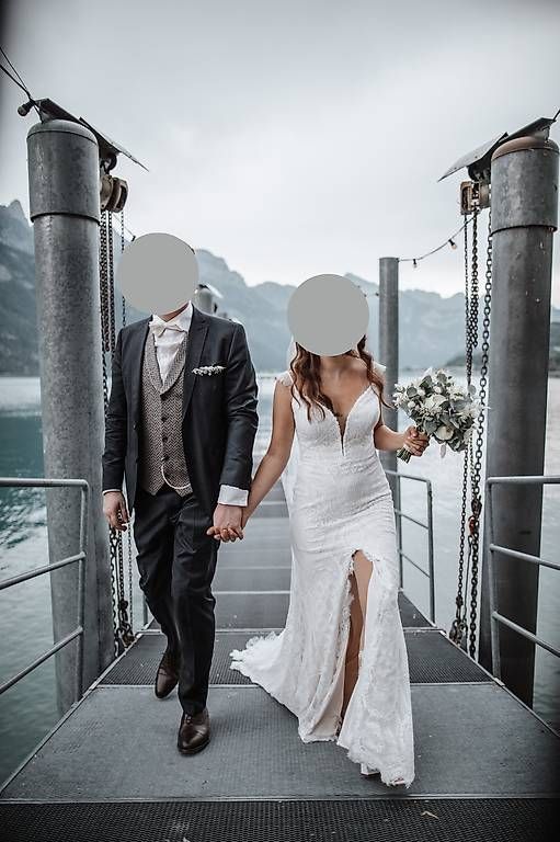 Vestiti: Traumhaftes Boho-Brautkleid mit Schlitz – Usato da Pfäffikon SZ venduto da Nadine.Jordan