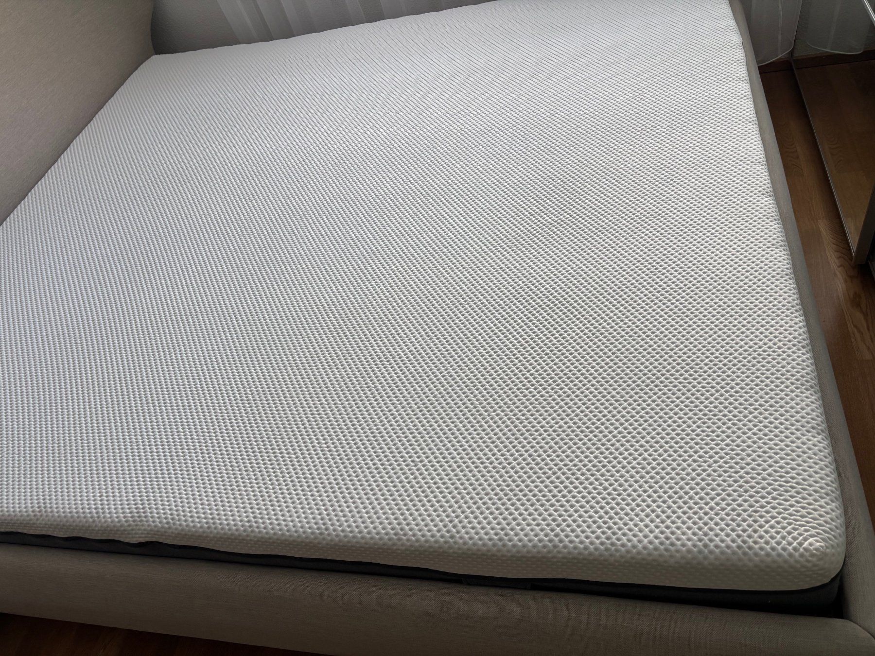 Emma Matelas: EMMA Matratze 180x200 – D'occasion à Zug par Deks