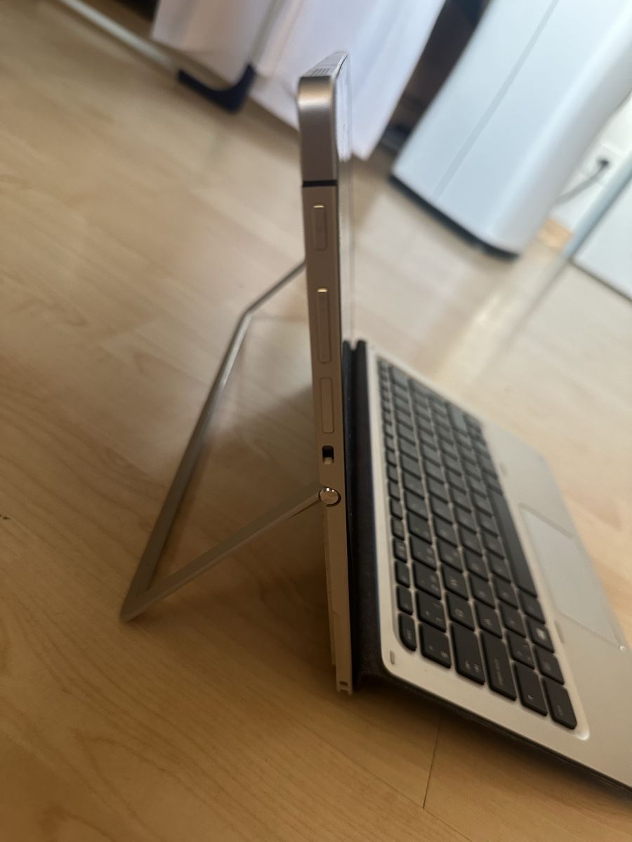 Hewlett Packard Tablet PC: HP Elite X2 1012 G1 Tablet – Difettoso da Root venduto da NaBr76 2