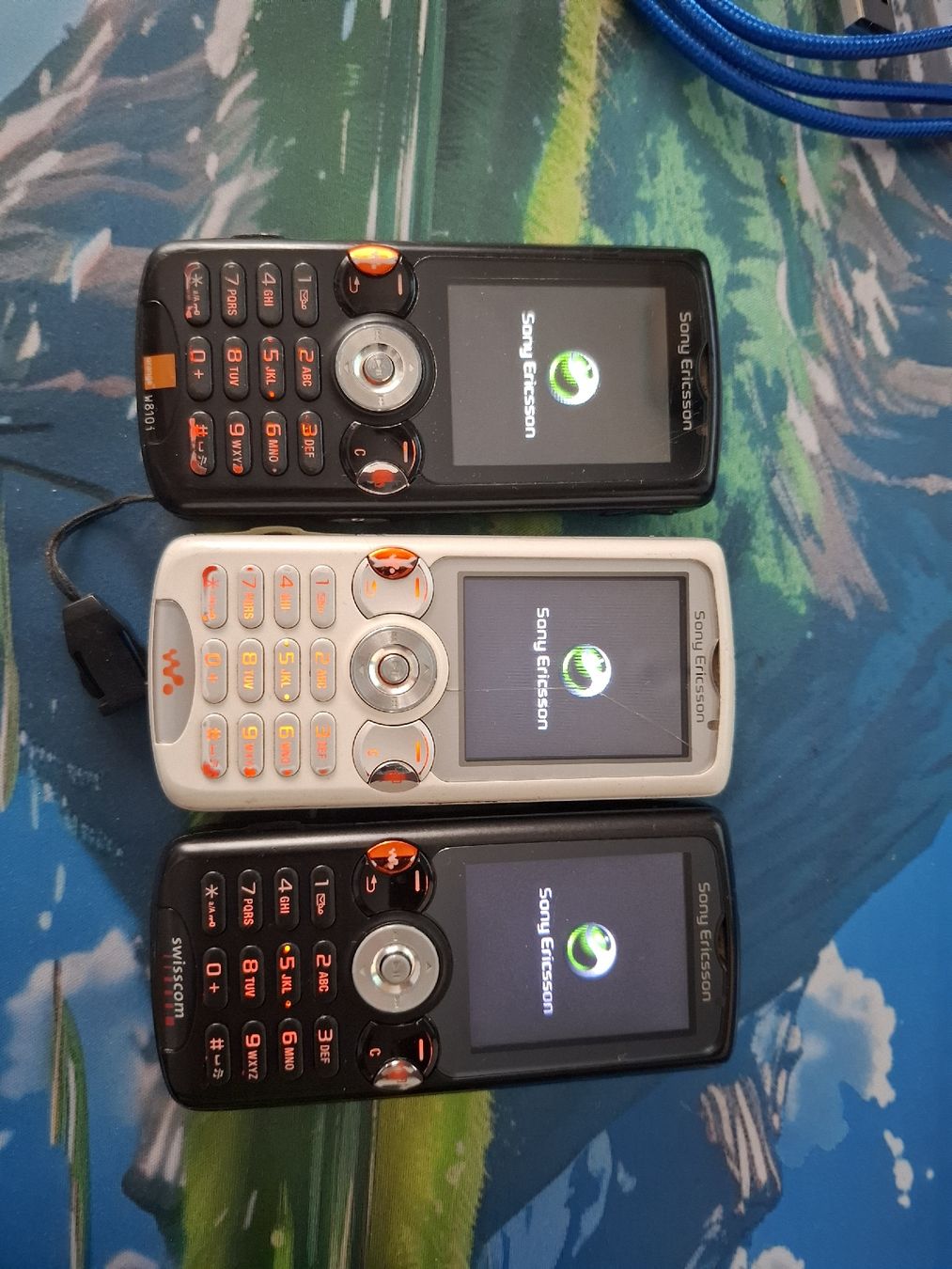 Sony Telefoni cellulari / Smartphones: 3 Sony Ericsson Sammlung – Usato da Basel venduto da Svidovic 2