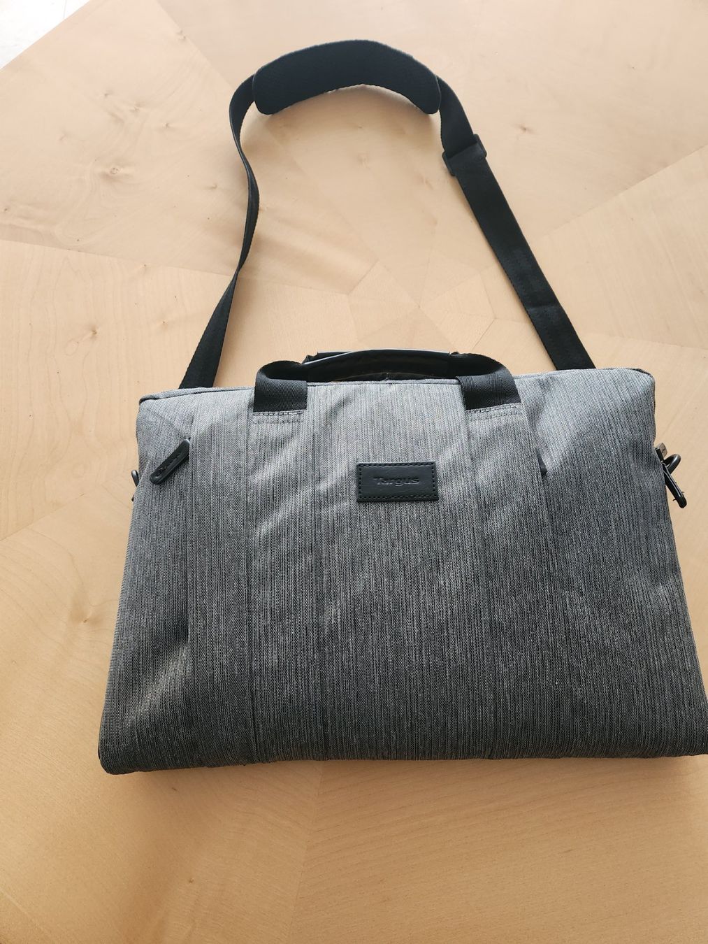 Sacs: Laptoptasche – D'occasion à Huttwil par Lakeshore161