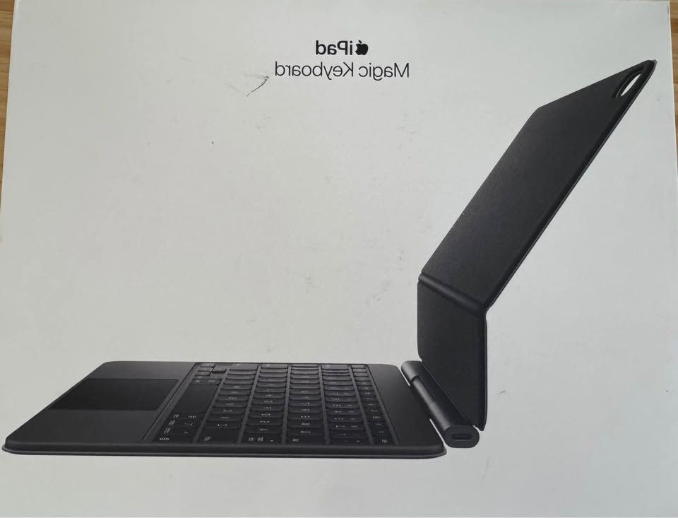 Apple Tastiere: iPad Magic Keyboard (Black) – Nuovo (secondo la descrizione) da Rotkreuz venduto da Daina 3