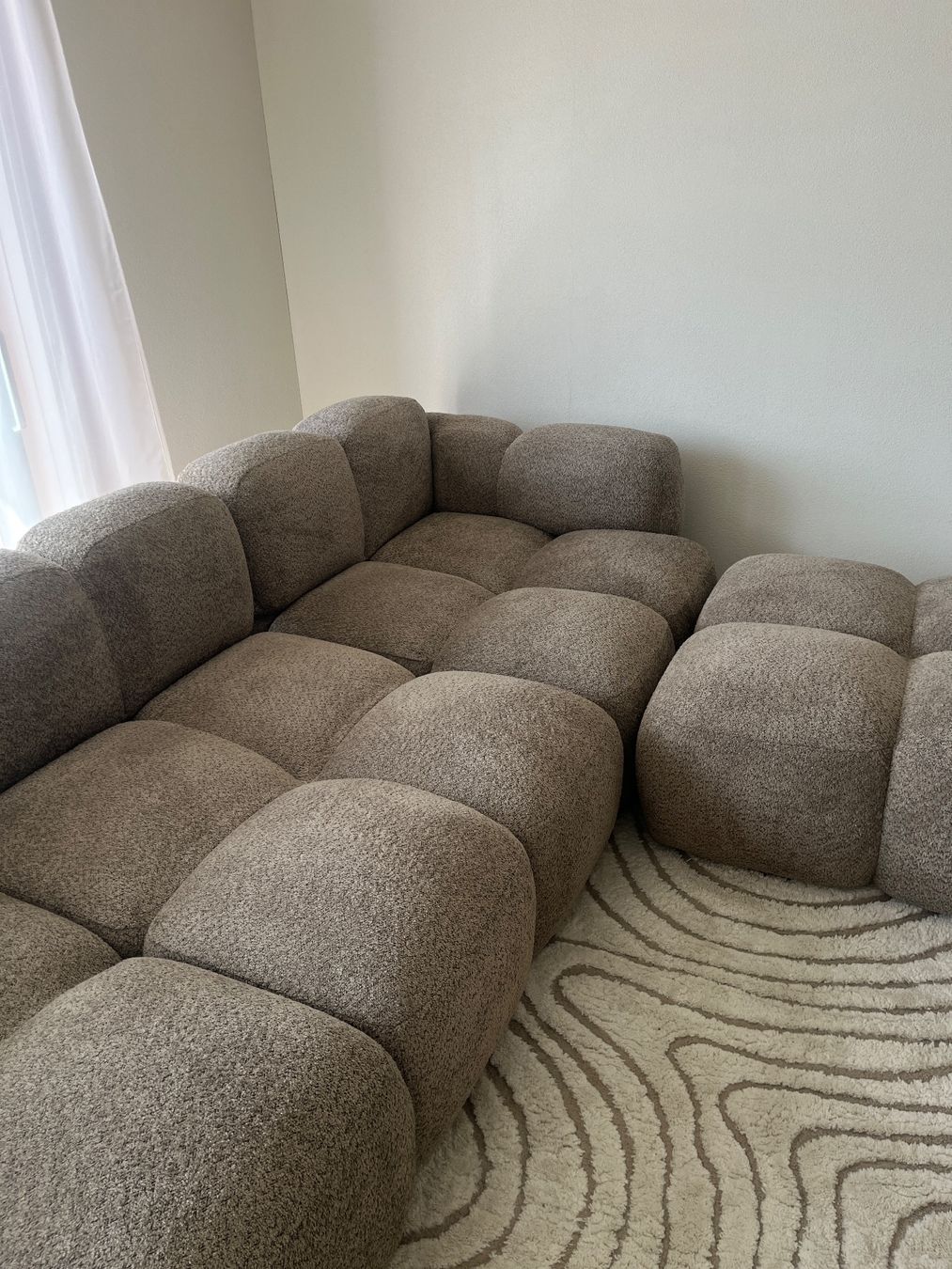 Divani: Westwing Modulares Sofa Tayla (4-Sitzer) mit Hocker – Nuovo (secondo la descrizione) da Aeugst am Albis venduto da lin_7jjv 3