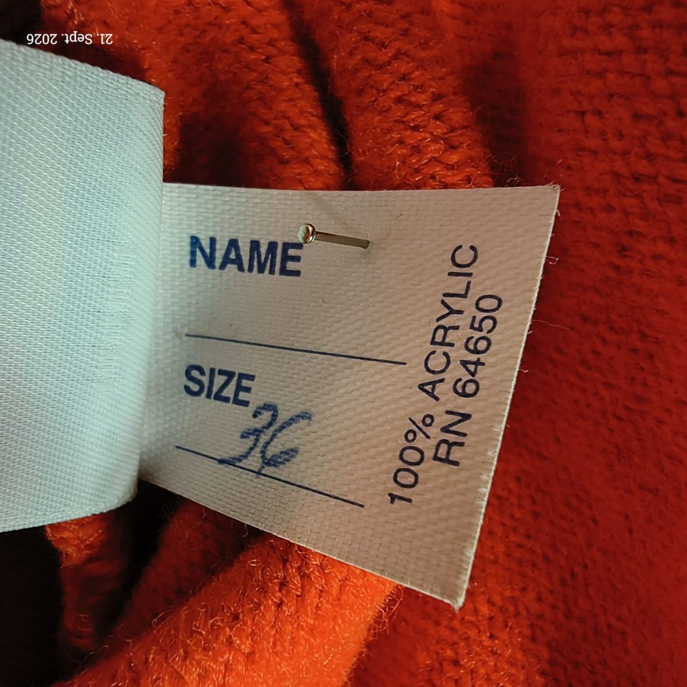 Maglioni & Felpe: Pullover Varsity orange mit weissen Streifen gebraucht – Usato da Emmetten venduto da SecondhandSiska 4