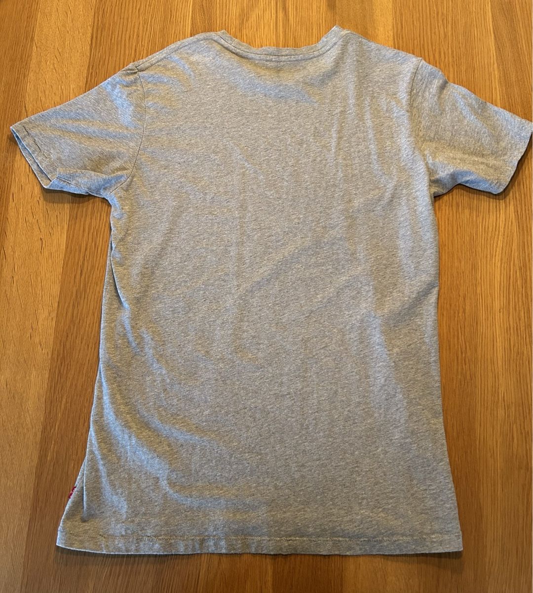 Levi's T-shirt: Levi's Herren T-Shirt Gr. M Grau – Usato da Schwarzenbach SG venduto da bienchen22 1