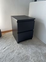 Nachttisch: Ikea MALM 