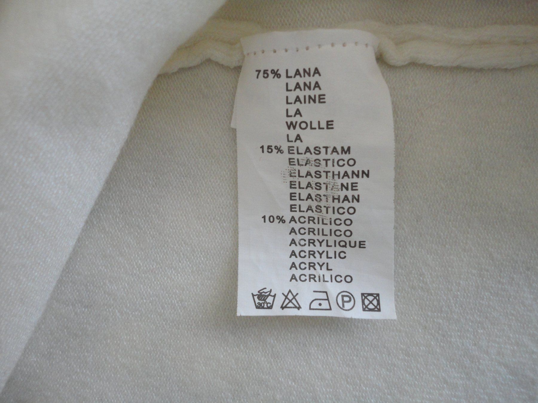 Maglioni & Felpe: Damen Rollkragenpullover Miss Aless mit 75% Wolle Gr. M/L – Usato da zürich venduto da parts5060 1