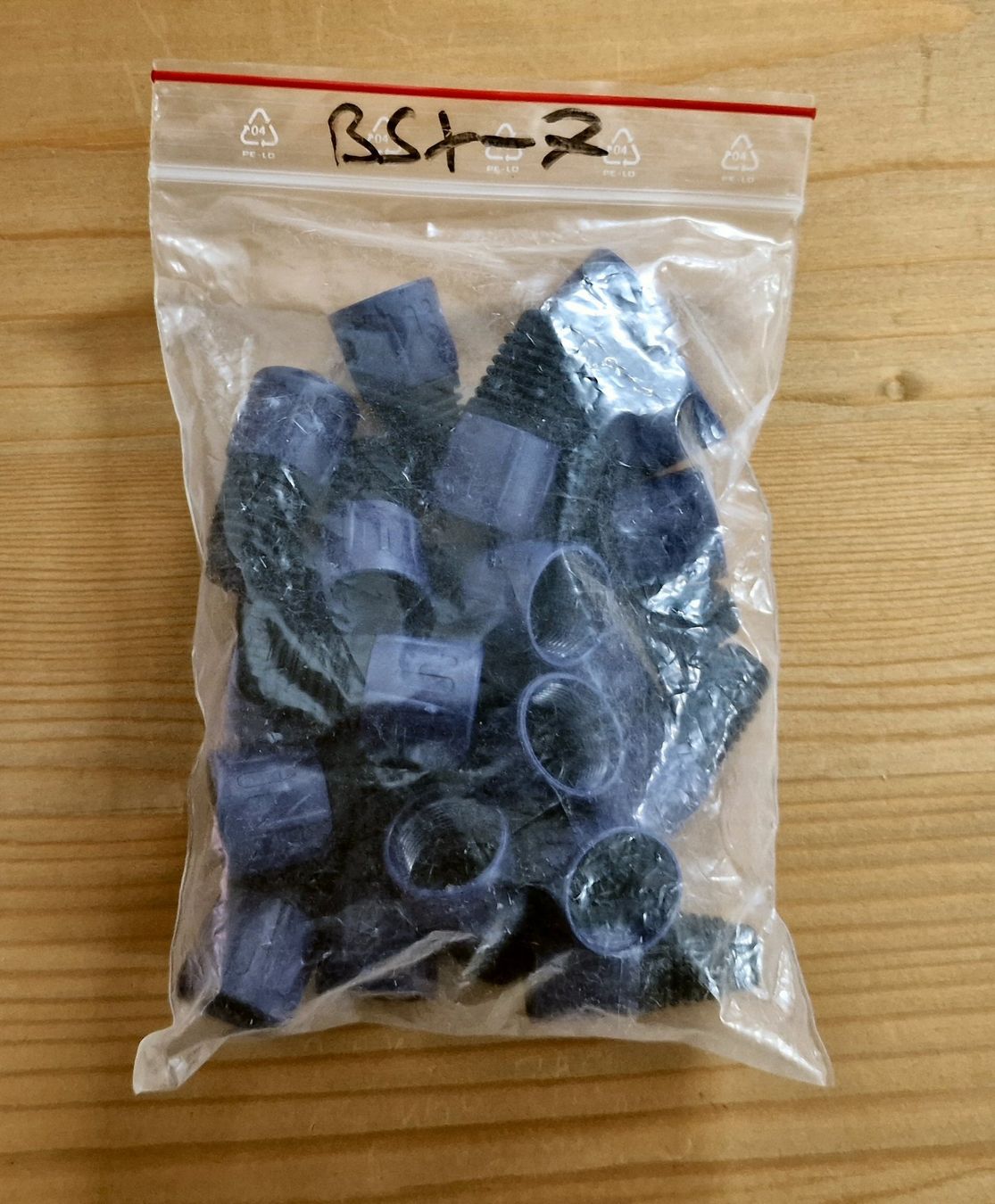 Neutrik Kabel: Neutrik XLR Cable Sleeves - 186pcs – Neu und originalverpackt aus Zofingen von Rodeln 7