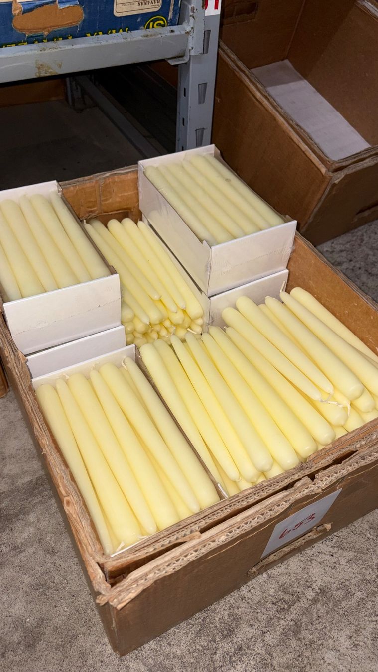 Candele: 653 Posten Kerzen aus Liquidation – Nuovo (secondo la descrizione) da Derendingen venduto da Meisterstuecke 2