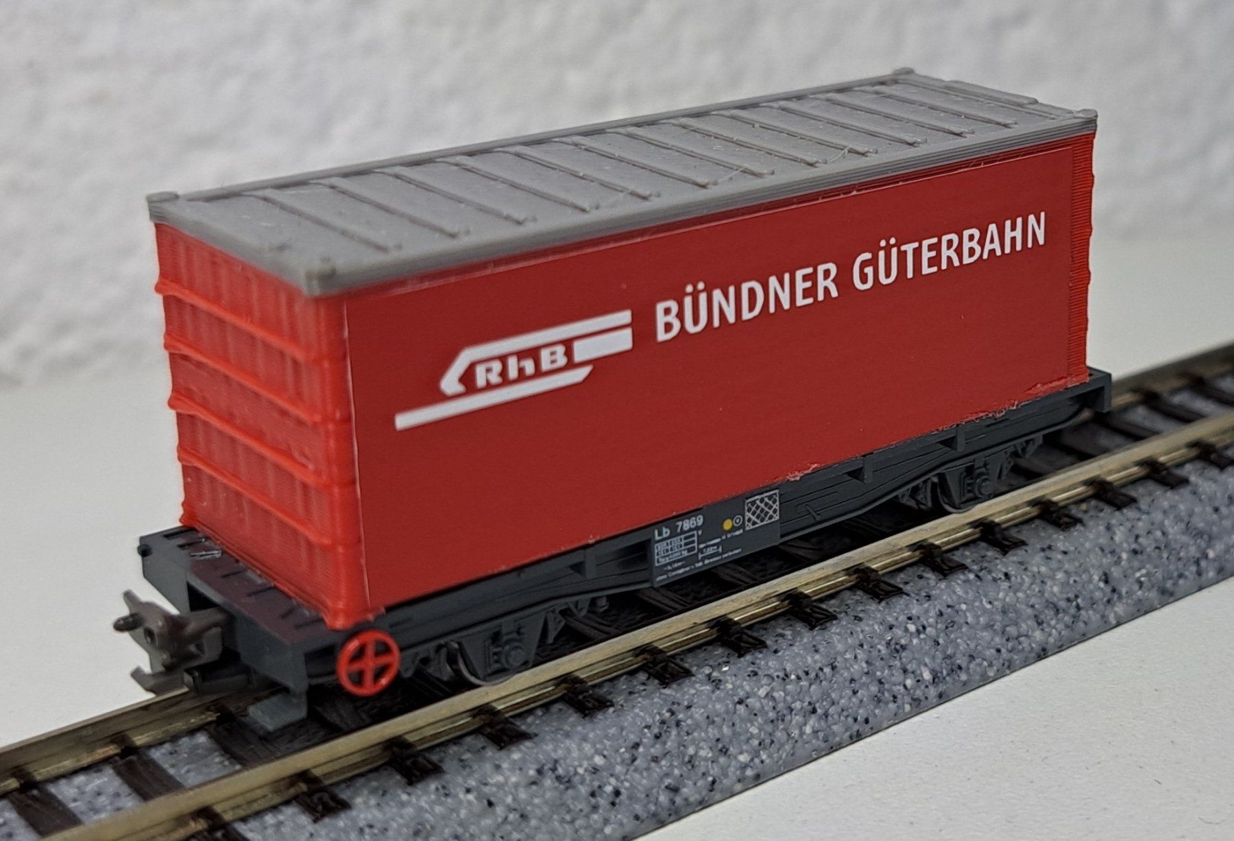 Kato Trains électriques: RhB Güterwagen mit Container Bündner Güterbahn  Kato Spur N – Neuf (Voir description) à Salez par rhb-spur-n 1