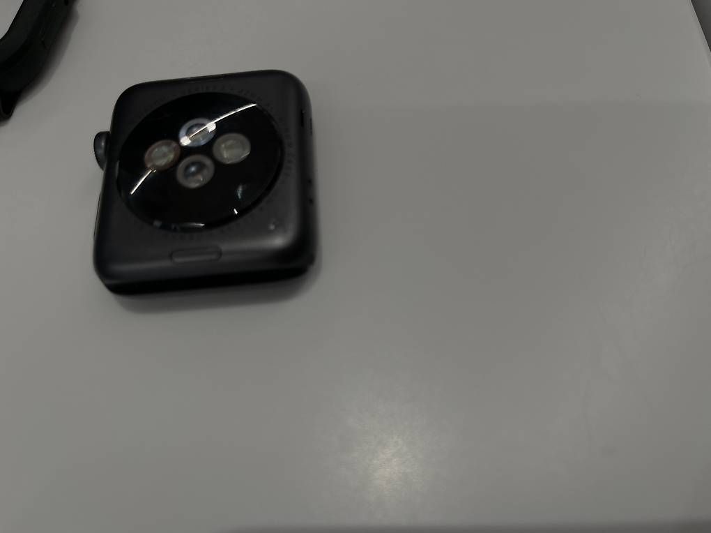 Smartwatch: Apple Watch Series 2 with Original Armband – D'occasion à Melide par cla_g5fs 3